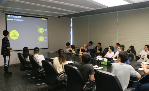 J9集团进行第7期员工转正评审会